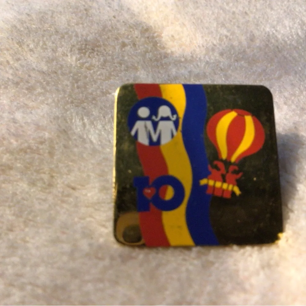 Kids Colorful Hot Air Balloon Gold-Tone Square Pin